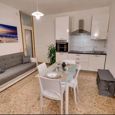 Ai Giardini Centro Citta Apartment Udine Exterior photo